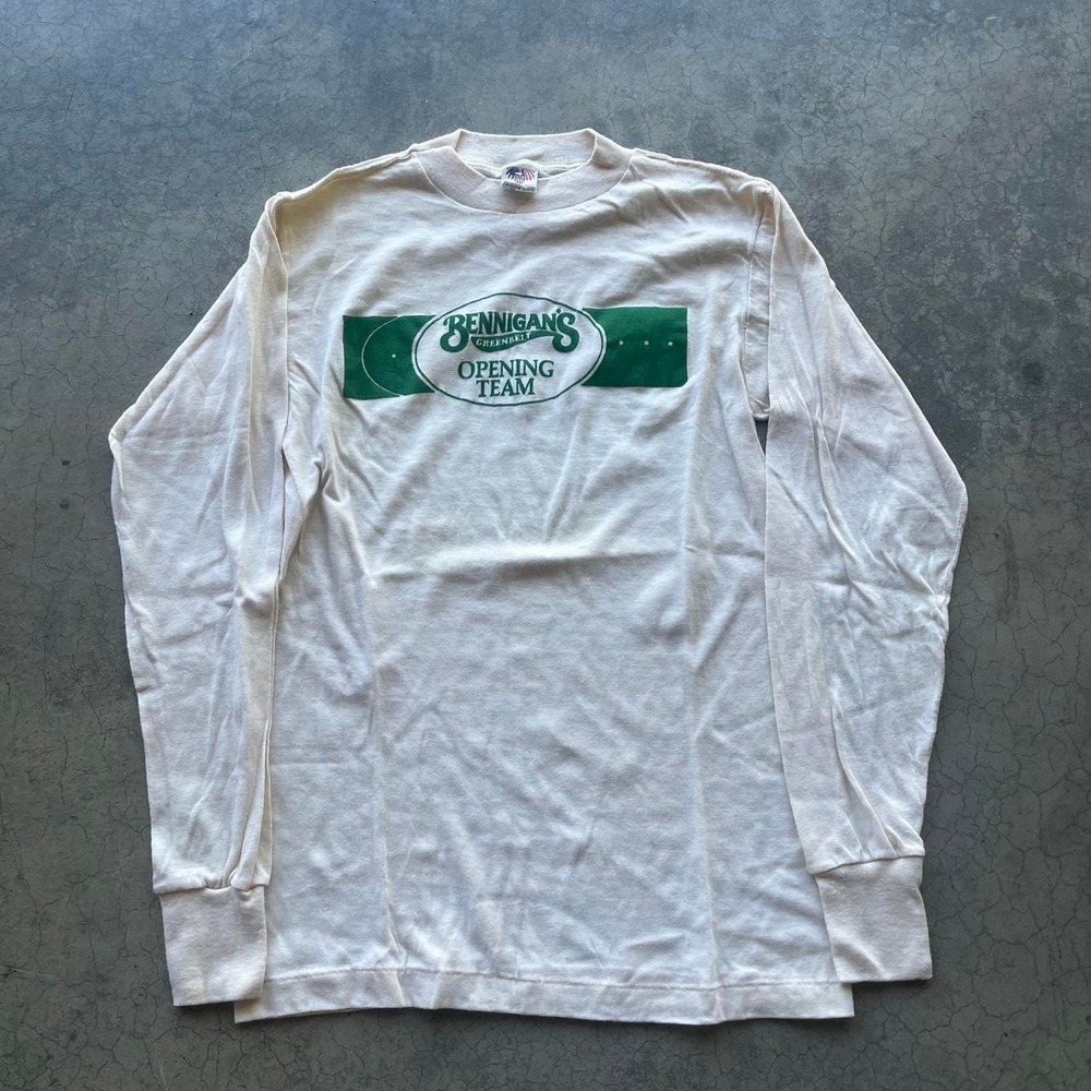 80s vintage Bennigan's Opening Team white long sleeve shirt Size S Yellowing
